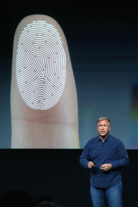Apple представила iPhone 5C та iPhone 5S: ціни, характеристики, відео