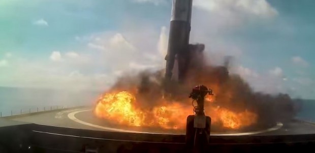 Як зуміти не посадити ракету: Маск показав видовищне відео з невдалих запусків Falcon 9