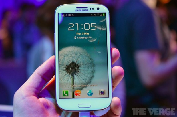Samsung презентував Galaxy S III, новий смартфон на Android
